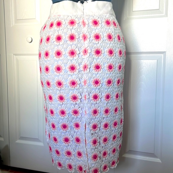 NWT. J. Crew flower Knit pencil Skirt - Picture 3 of 10